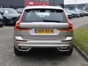 Volvo XC60 T6 350PK Plug-in hybrid AWD Plus Dark thumbnail 15