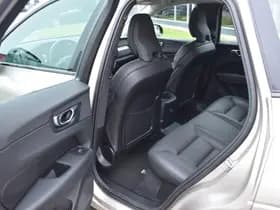 Volvo XC60 T6 350PK Plug-in hybrid AWD Plus Dark thumbnail 22