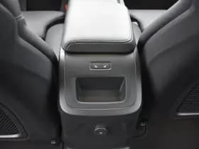 Volvo XC60 T6 350PK Plug-in hybrid AWD Plus Dark thumbnail 24