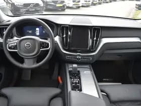 Volvo XC60 T6 350PK Plug-in hybrid AWD Plus Dark thumbnail 25