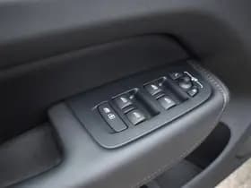 Volvo XC60 T6 350PK Plug-in hybrid AWD Plus Dark thumbnail 30