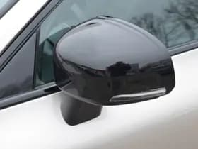 Volvo XC60 T6 350PK Plug-in hybrid AWD Plus Dark thumbnail 8