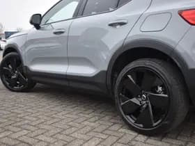 Volvo EX40 Extended Range 252PK Plus Black Ed. 82 kWh thumbnail 9