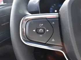 Volvo EX40 Extended Range 252PK Plus Black Ed. 82 kWh thumbnail 21