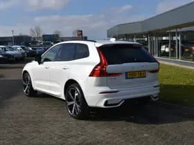 Volvo XC60 T6 AWD 350PK Plug-in Hybrid Plus Dark thumbnail 15