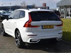 Volvo XC60 T6 AWD 350PK Plug-in Hybrid Plus Dark thumbnail 16