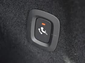 Volvo XC60 T6 AWD 350PK Plug-in Hybrid Plus Dark thumbnail 19