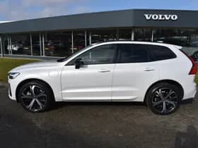 Volvo XC60 T6 AWD 350PK Plug-in Hybrid Plus Dark thumbnail 10