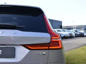Volvo V60 T6 AWD 350PK Plug-in Hybrid Plus Dark thumbnail 14