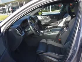 Volvo V60 T6 AWD 350PK Plug-in Hybrid Plus Dark thumbnail 20