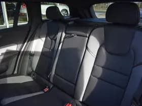 Volvo V60 T6 AWD 350PK Plug-in Hybrid Plus Dark thumbnail 23