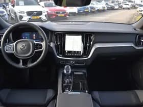 Volvo V60 T6 AWD 350PK Plug-in Hybrid Plus Dark thumbnail 25