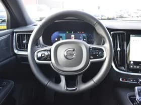Volvo V60 T6 AWD 350PK Plug-in Hybrid Plus Dark thumbnail 26