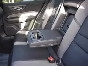 Volvo V60 T6 AWD 350PK Plug-in Hybrid Plus Dark thumbnail 27