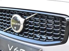 Volvo V60 T6 AWD 350PK Plug-in Hybrid Plus Dark thumbnail 4