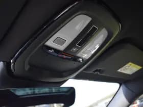 Volvo V60 T6 AWD 350PK Plug-in Hybrid Plus Dark thumbnail 37