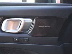 Volvo XC40 Recharge AWD 408PK R-Design thumbnail 35