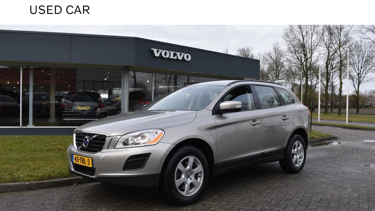 Volvo XC60 T5 241PK Automaat Kinetic — foto 1