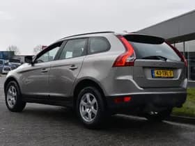 Volvo XC60 T5 241PK Automaat Kinetic thumbnail 13
