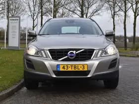 Volvo XC60 T5 241PK Automaat Kinetic thumbnail 3