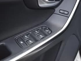 Volvo XC60 T5 241PK Automaat Kinetic thumbnail 6