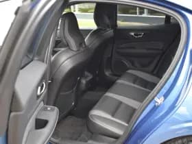 Volvo S60 T4 210PK Automaat R-Design thumbnail 17