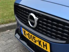 Volvo S60 T4 210PK Automaat R-Design thumbnail 5