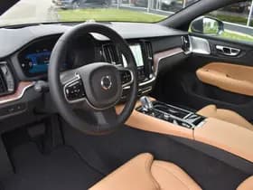 Volvo V60 T6 AWD 350PK Plug-in Hybrid Ultra Dark thumbnail 19