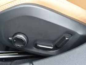 Volvo V60 T6 AWD 350PK Plug-in Hybrid Ultra Dark thumbnail 28