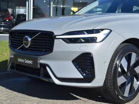 Volvo XC60 T6 AWD 350PK Plug-in Hybrid Ultimate Dark thumbnail 4