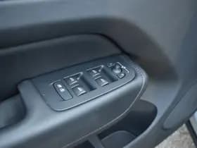 Volvo XC60 T6 AWD 350PK Plug-in Hybrid Ultimate Dark thumbnail 31