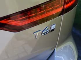 Volvo V60 T6 AWD 350PK Plug-in Hybrid Essential Bright thumbnail 12