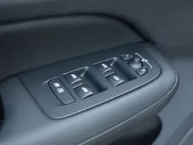 Volvo V60 T6 AWD 350PK Plug-in Hybrid Essential Bright thumbnail 22