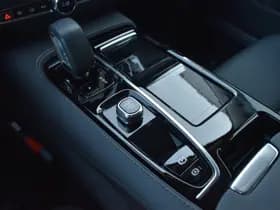 Volvo V60 T6 AWD 350PK Plug-in Hybrid Essential Bright thumbnail 35