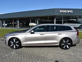 Volvo V60 T6 AWD 350PK Plug-in Hybrid Essential Bright thumbnail 8