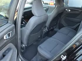 Volvo XC40 Recharge Core 70 kWh thumbnail 19