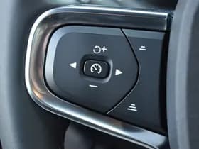 Volvo XC40 Recharge Core 70 kWh thumbnail 26