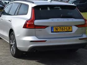 Volvo V60 B3 177PK Automaat Momentum Advantage thumbnail 11