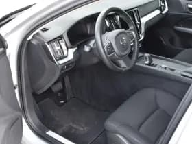 Volvo V60 B3 177PK Automaat Momentum Advantage thumbnail 19