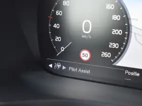 Volvo V60 B3 177PK Automaat Momentum Advantage thumbnail 29