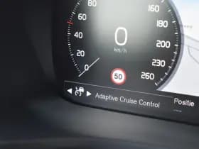 Volvo V60 B3 177PK Automaat Momentum Advantage thumbnail 30