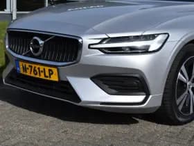 Volvo V60 B3 177PK Automaat Momentum Advantage thumbnail 4