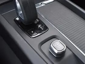 Volvo V60 B3 177PK Automaat Momentum Advantage thumbnail 36