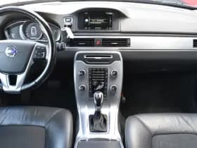 Volvo V70 T4 190PK Automaat Classic Edition thumbnail 4