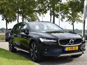 Volvo V60 Cross Country B5 265PK Automaat AWD Pro thumbnail 2