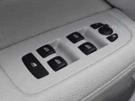 Volvo V60 Cross Country B5 265PK Automaat AWD Pro thumbnail 30