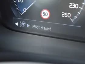 Volvo V60 Cross Country B5 265PK Automaat AWD Pro thumbnail 37