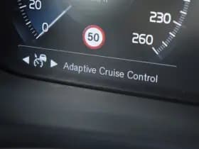 Volvo V60 Cross Country B5 265PK Automaat AWD Pro thumbnail 38