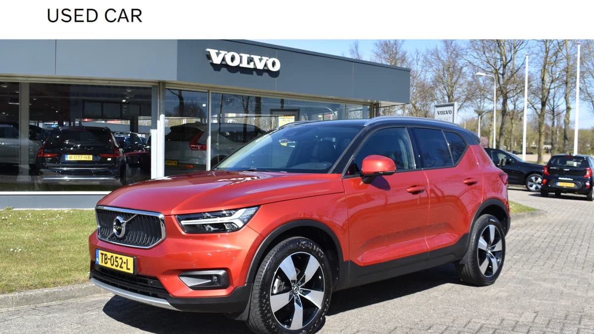 Volvo XC40 T3 156PK Momentum — foto 1