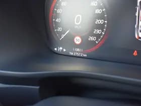 Volvo XC40 T3 156PK Momentum thumbnail 33